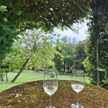 Chateau De Bed and Breakfast 3*