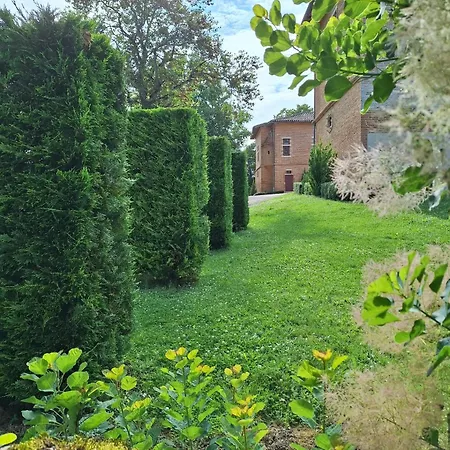 Bed and Breakfast Chateau De 3*