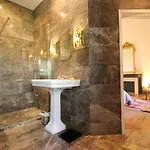 Bed and breakfast Chateau De Savignac-Mona