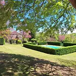 Bed and breakfast Chateau De