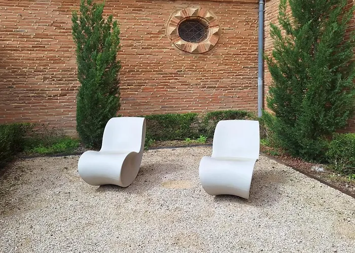 Chateau De Savignac-Mona