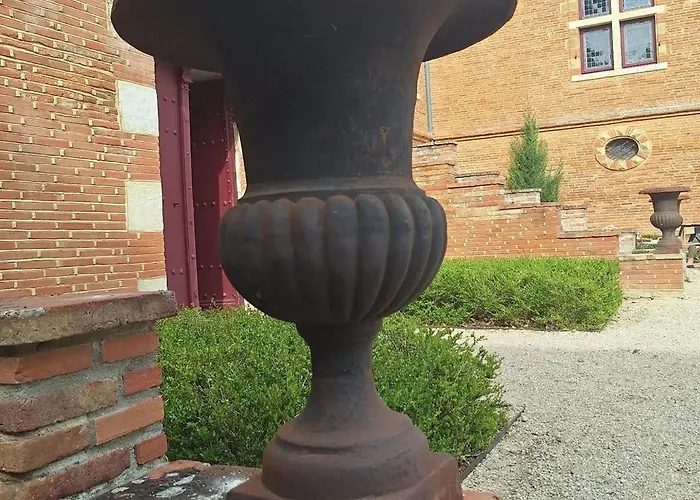 Chateau De Savignac-Mona