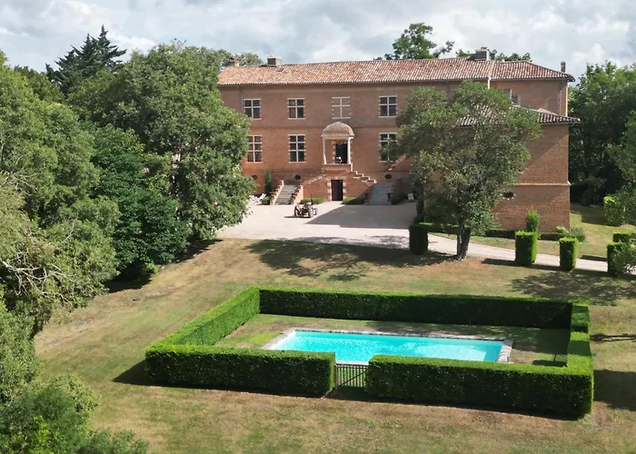 Chateau De Savignac-Mona